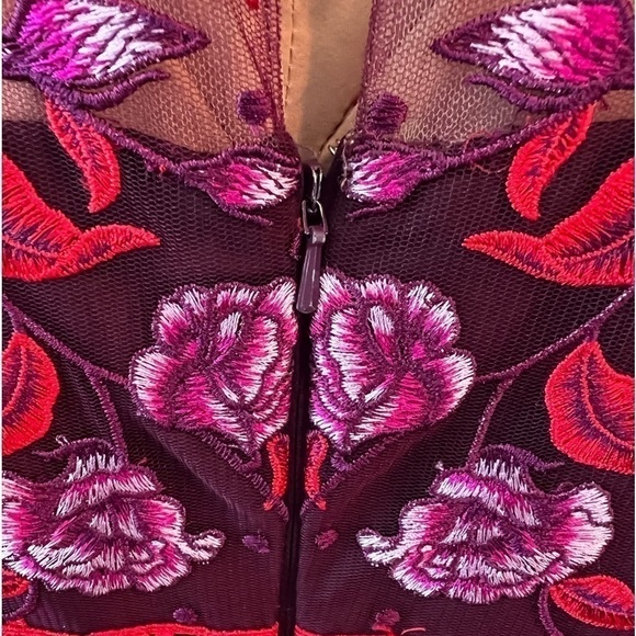 Marchesa Notte Wine Floral Lace Gown - Picture 10 of 16